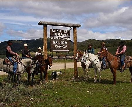 Hotel Parade Rest Ranch West Yellowstone Esterno foto