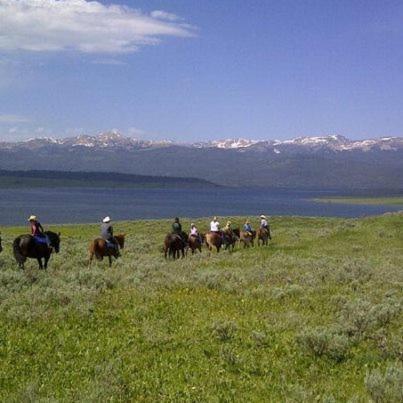 Hotel Parade Rest Ranch West Yellowstone Esterno foto